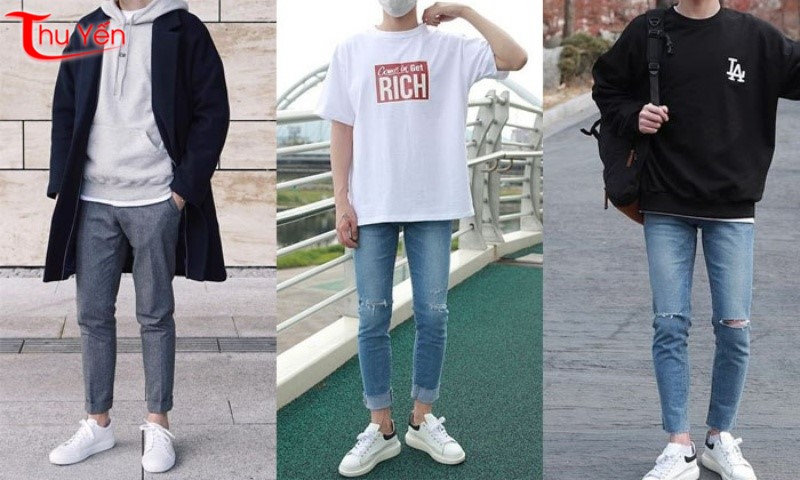 Áo thun form rộng với quần jeans là outfit phổ biến của giới trẻ